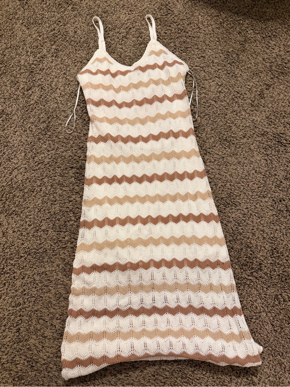 Women’s White & Brown Zigzag Knit Maxi Slip Dress